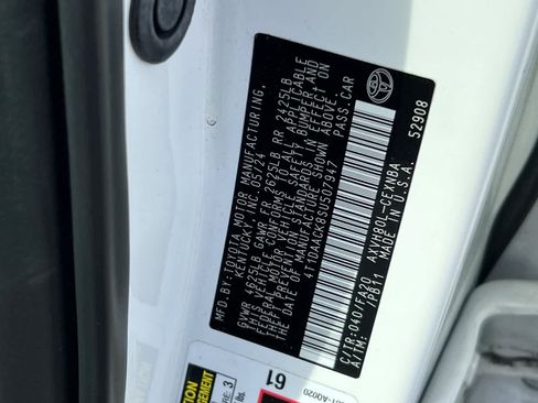 Used 2025 Toyota Camry LE FWD image 26