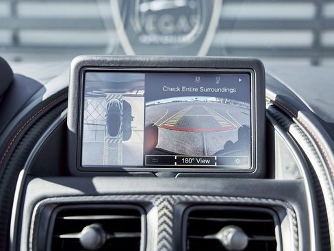 Used 2023 Aston Martin DBS Volante image 78