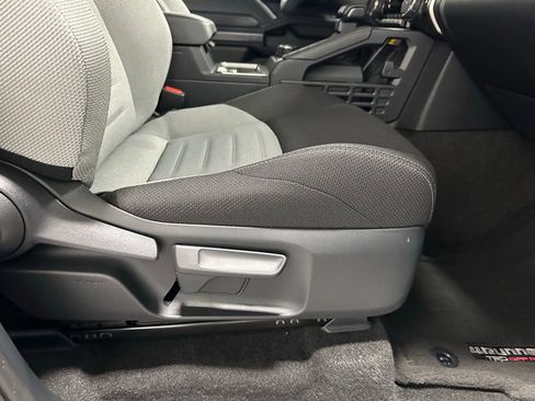 Used 2025 Toyota 4Runner TRD Off-Road AWD/4WD image 58