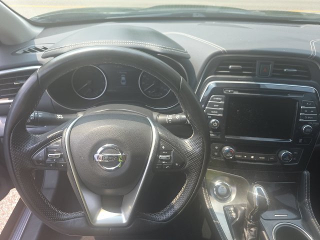 Used 2021 Nissan Maxima Platinum w/ Sport Mat Group FWD image 13
