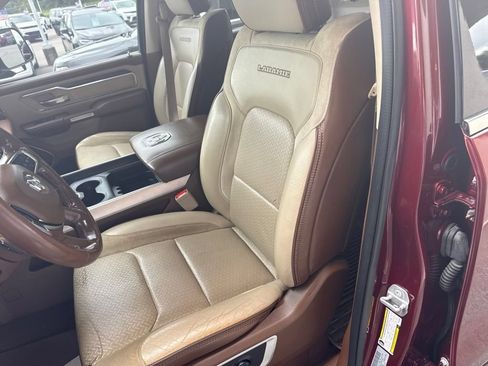 Used 2019 RAM 1500 Laramie AWD/4WD image 13