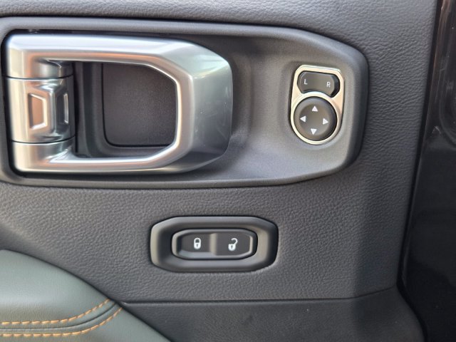 New 2026 Jeep Gladiator Mojave AWD/4WD image 25