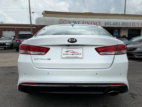 Used 2018 Kia Optima LX FWD image 5