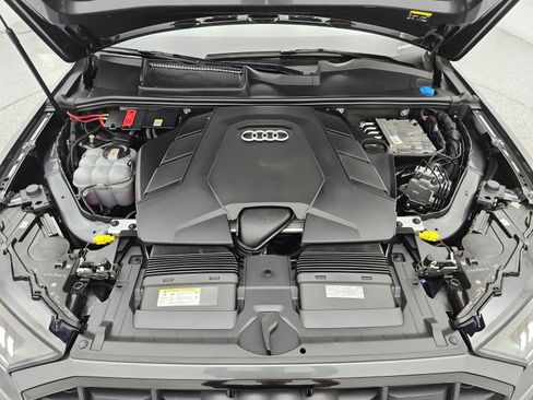 Used 2024 Audi Q7 3.0T Prestige w/ Prestige Package AWD/4WD image 16