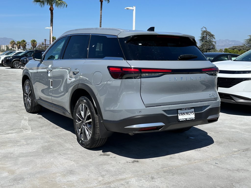 New 2027 INFINITI QX60 Luxe w/ Cargo Package FWD image 4