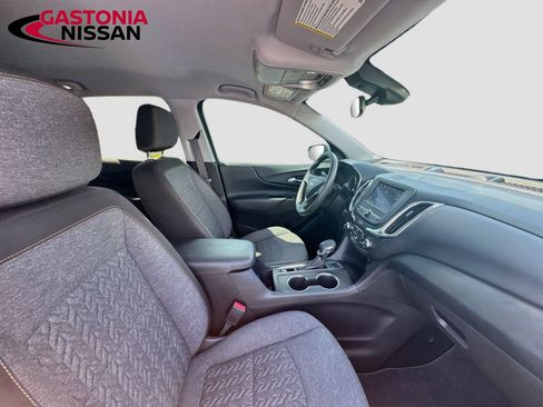 Used 2023 Chevrolet Equinox LT AWD/4WD image 36