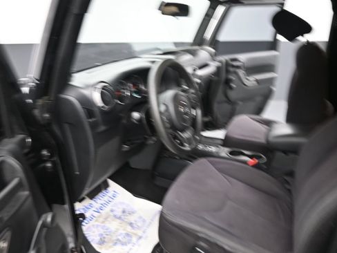 Used 2013 Jeep Wrangler Sport AWD/4WD image 14