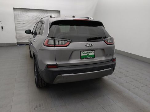 Used 2019 Jeep Cherokee Limited image 6