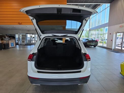Used 2019 Volkswagen Tiguan S AWD/4WD image 9