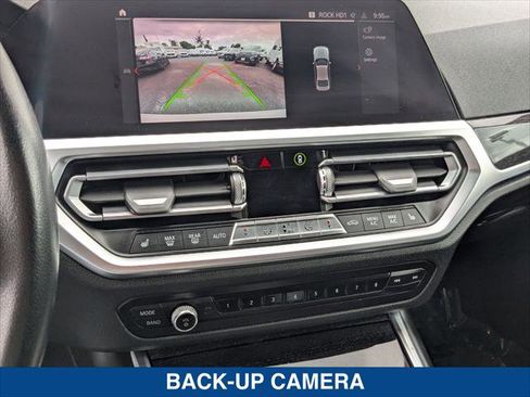 Used 2021 BMW 330i Sedan w/ Driving Assistance Package RWD image 17