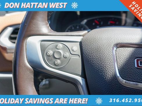 Used 2021 GMC Acadia SLT w/ Trailering Package image 12