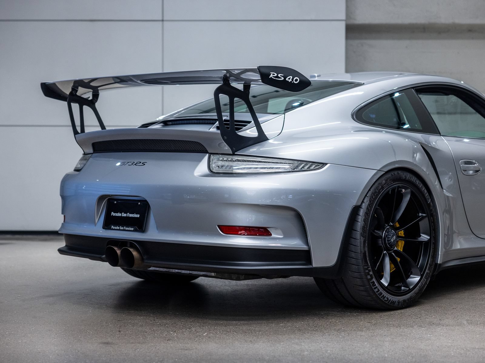 Certified 2016 Porsche 911 GT3 RS RWD image 27