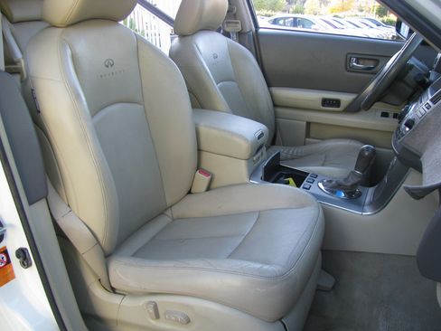 Used 2006 INFINITI FX35 AWD w/ (G02) Touring Pkg image 13
