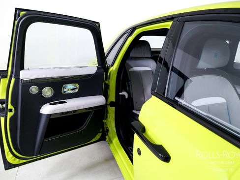 Certified 2025 Rolls-Royce Ghost Black Badge image 28