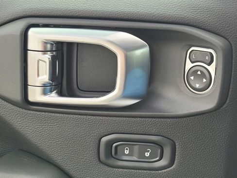 New 2026 Jeep Gladiator Rubicon image 27