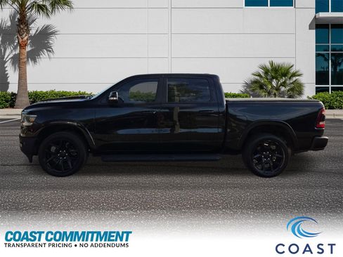 Used 2022 RAM 1500 Laramie AWD/4WD image 9