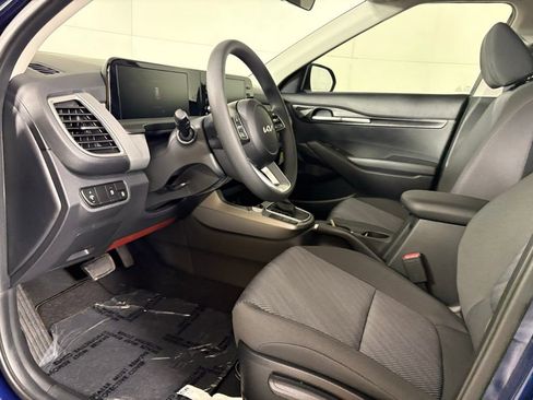 New 2026 Kia Seltos LX FWD image 21