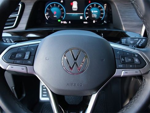 Certified 2025 Volkswagen Atlas SEL Premium R-Line image 22