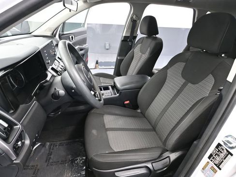 Used 2023 Kia Sorento LX AWD/4WD image 21