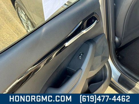 Used 2024 Kia Seltos S image 16