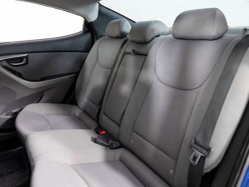 Used 2013 Hyundai Elantra GLS w/ Preferred Pkg image 16