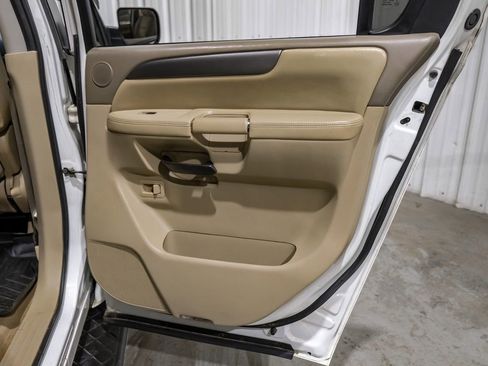 Used 2012 Nissan Armada SV image 46
