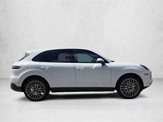 Used 2022 Porsche Cayenne AWD/4WD video 4