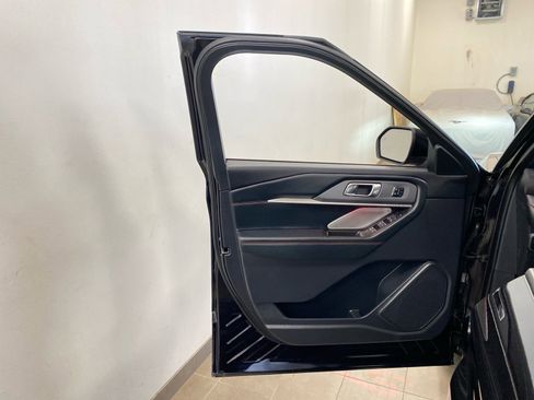 Certified 2025 Ford Explorer ST image 15