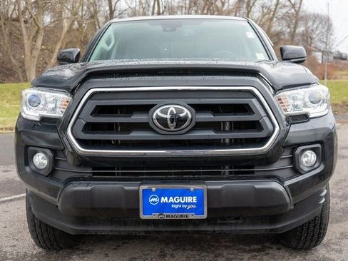 Used 2023 Toyota Tacoma SR5 AWD/4WD image 3
