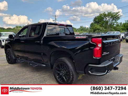 Used 2025 Chevrolet Silverado 1500 LT Trail Boss w/ LT Trail Boss Premium Package AWD/4WD image 5