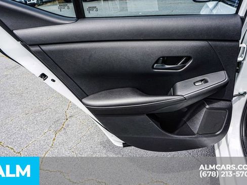 Used 2025 Nissan Sentra S FWD image 47