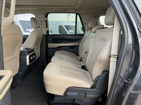 Used 2024 Ford Expedition Max Limited image 29