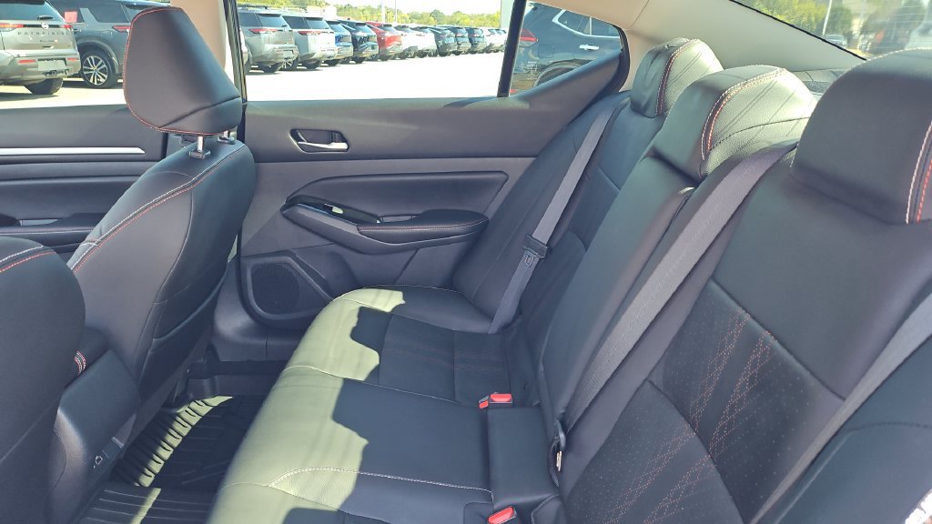 Certified 2024 Nissan Altima 2.5 SR w/ SR Premium Package AWD/4WD image 6