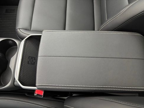 New 2026 GMC Terrain Elevation w/ Elevation Premium Package image 30