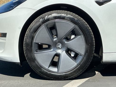 Used 2021 Tesla Model 3 Standard Range Plus RWD image 24