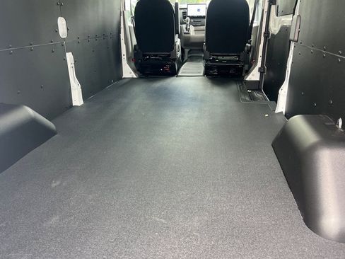 New 2026 Ford Transit 250 148 Medium Roof w/ Load Area Protection Package image 13