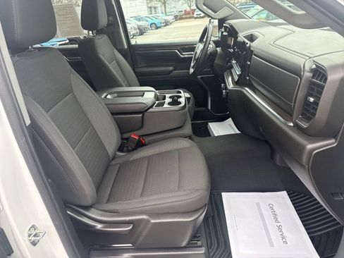 Used 2024 Chevrolet Silverado 1500 LT image 26