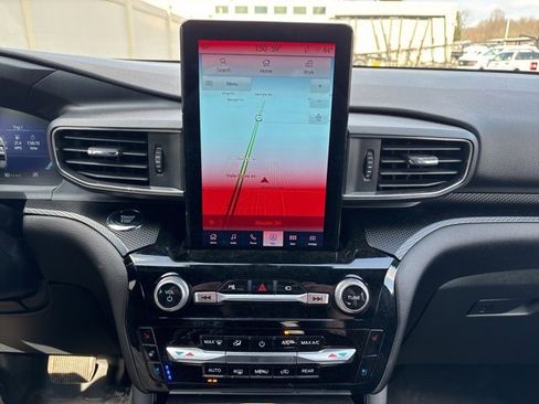 Used 2023 Ford Explorer ST w/ Equipment Group 401A image 5