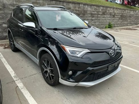 Used 2016 Toyota RAV4 SE AWD/4WD image 5