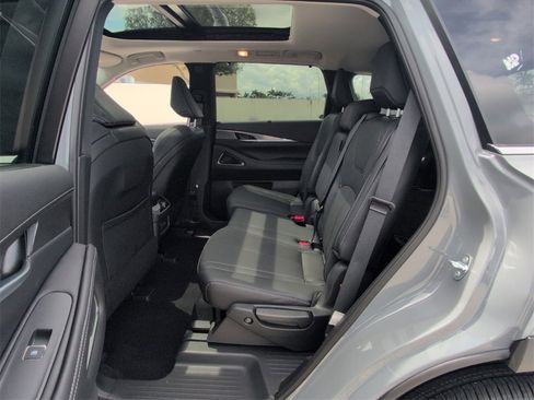 New 2026 INFINITI QX60 Luxe w/ Cargo Package image 7