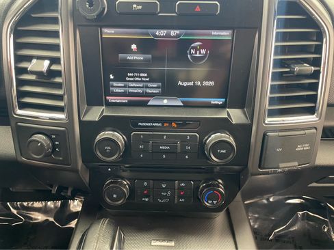 Used 2015 Ford F150 XLT w/ Equipment Group 302A Luxury AWD/4WD image 3