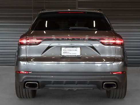 Certified 2023 Porsche Cayenne AWD/4WD image 9