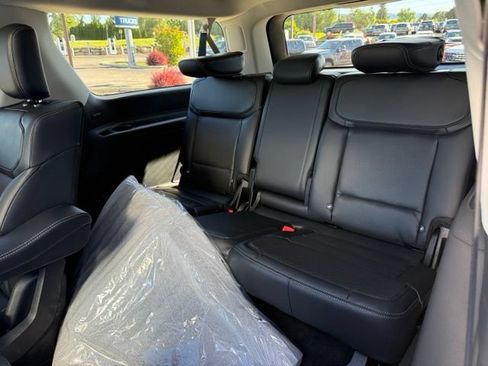 New 2026 Ford Expedition Max Platinum AWD/4WD image 19