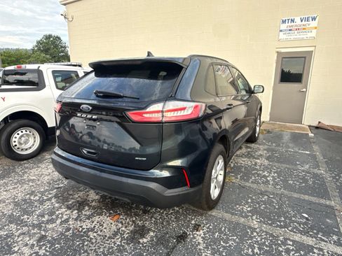 Used 2023 Ford Edge SE AWD/4WD image 5