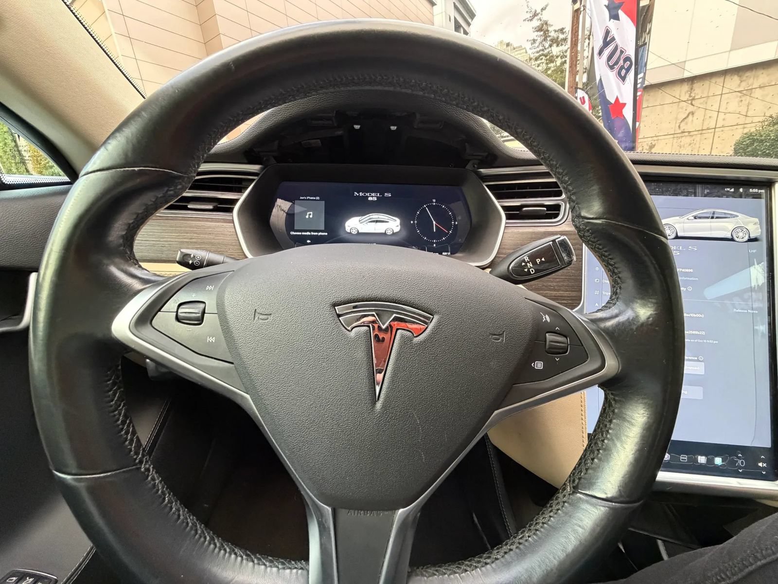 Used 2014 Tesla Model S 85 RWD image 23