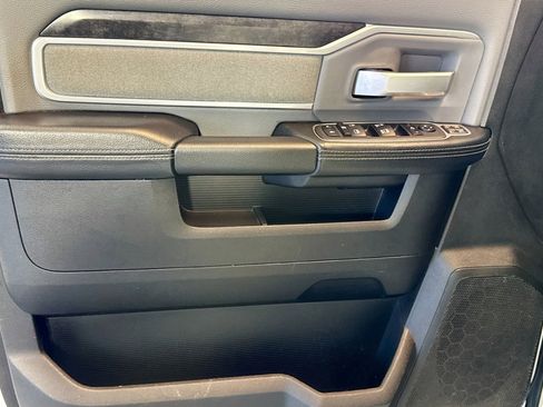 Used 2023 RAM 2500 Big Horn w/ Level 1 Equipment Group image 16