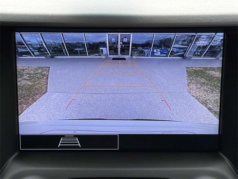 Used 2021 GMC Acadia SLE image 6