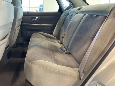 Used 2000 Ford Taurus SES image 25