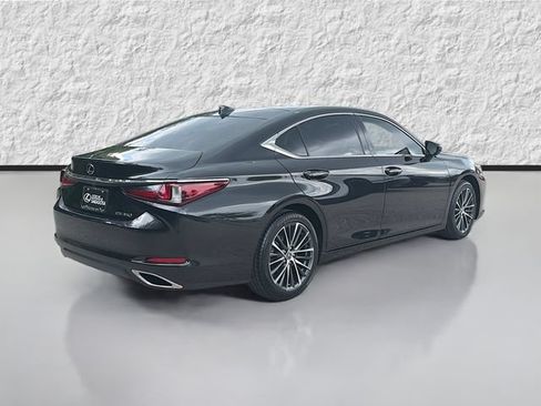 Used 2022 Lexus ES 350 w/ Premium Package FWD image 3