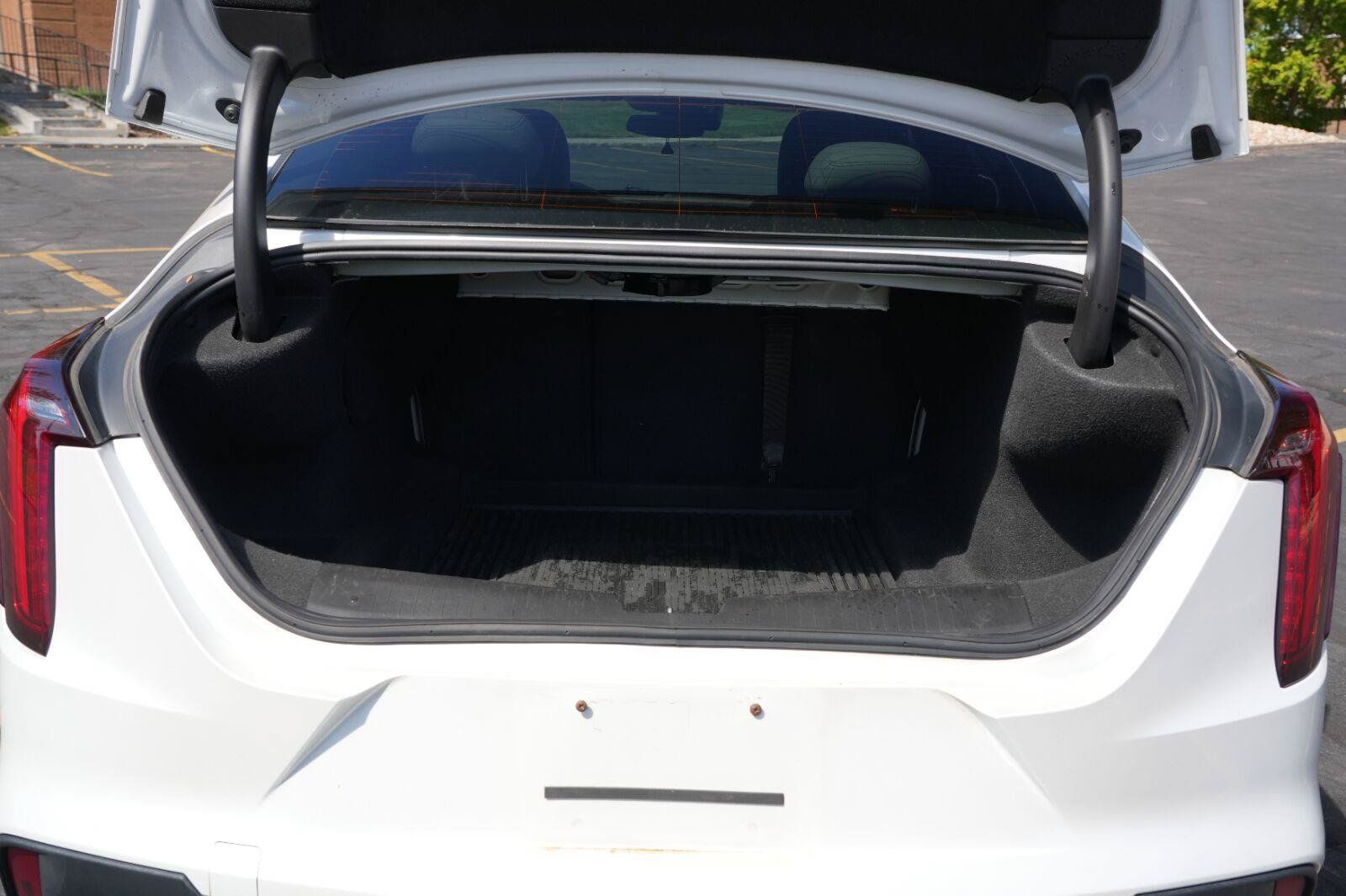 Used 2021 Cadillac CT4 Luxury w/ Sun And Sound Package RWD image 23